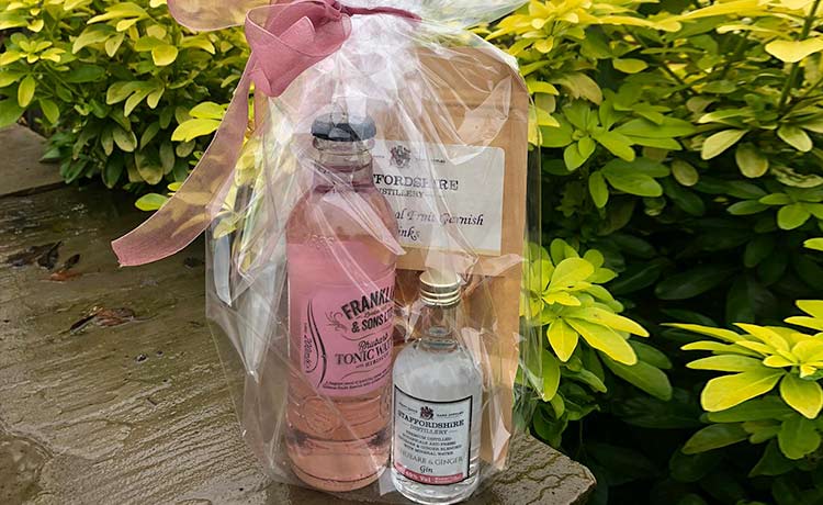 gift-bag-gin gift-bag-gin